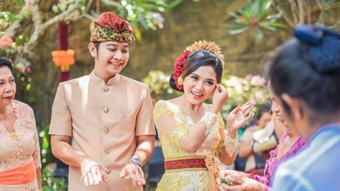 Wah... Kaya Akan Ragam Budaya! 5 Tradisi Unik Pra-nikah Ini Ternyata Cuma Ada di Indonesia