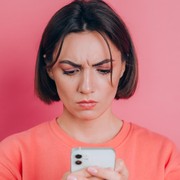 Suka Keganggu? Cobain 2 Cara Mudah Ini untuk Menghilangkan Story WhatsApp Teman Agar Tidak Muncul!