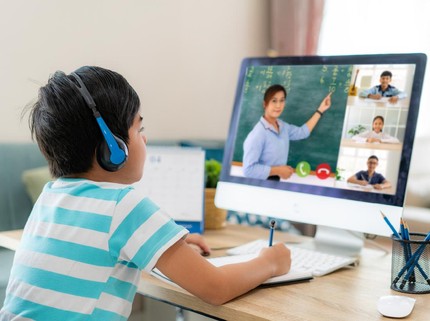 Cara Mudah Ubah Background Zoom agar Belajar Online Lebih Seru
