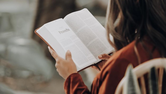 5 Rekomendasi Novel Ini Diangkat dari Cerita Alternative Universe yang Viral di Twitter, Tertarik Membacanya? 5 Rekomendasi Novel Ini Diangkat dari Cerita Alternative Universe yang Viral di Twitter, Tertarik Membacanya?