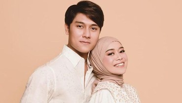 img-title Usia Kehamilan Lesti Dipertanyakan Usai Nikah Siri, Ayah Angkat Pasang Badan