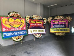 Karangan Bunga di Pernikahan Lesti Kejora-Rizky Billar, Ada yang Spesial dari China