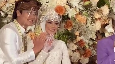 img-title Memaafkan dengan Surat Perjanjian, Telisik Sikap Tunduk Lesti ke Rizky Billar