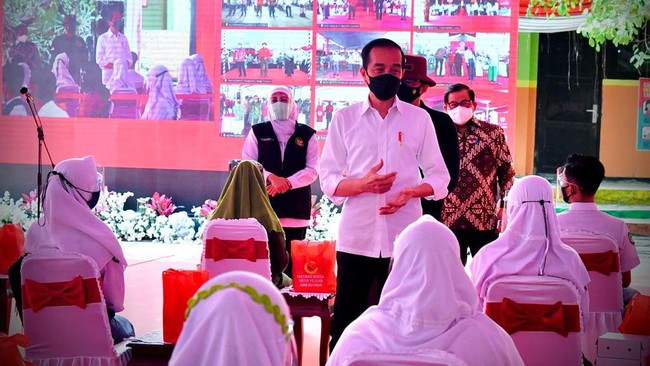Koalisi Masyarakat Profesi dan Asosiasi Kesehatan (Kompak) menilai pemerintah belum memprioritaskan masalah kesehatan sebagai fokus penanganan pandemi Covid-19.
