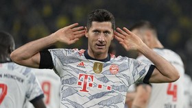 Kalahkan Messi, Lewandowski Pemain Terbaik FIFA 2021