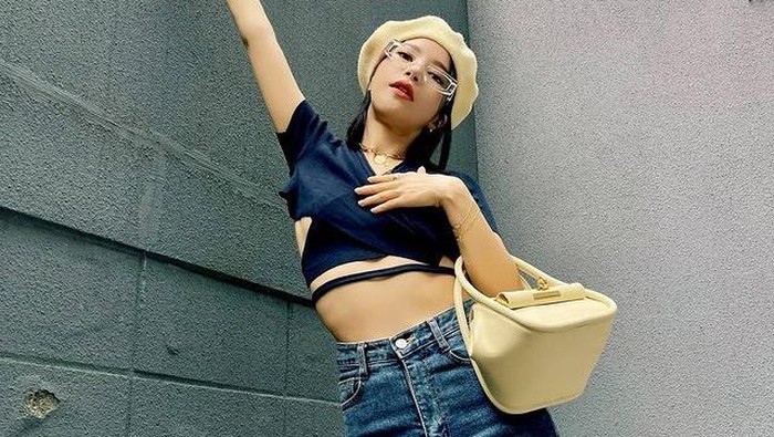 Huhu... Keringat Berlebih Bikin Minder, Inilah 4 Tips Kurangi Keringat Berlebihan ala Solar Mamamoo