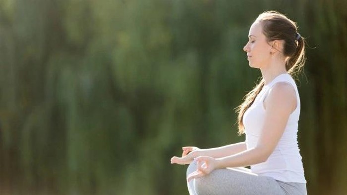 Teknik pernapasan singa untuk meredakan gejala stres/ Foto: Freepik.com