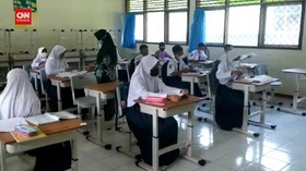 VIDEO: Jokowi: Kalau Sudah Vaksin, Silakan Sekolah Tatap Muka