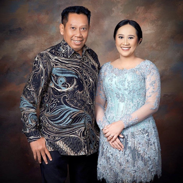 <p>Mendapat kebebasan untuk memilih langkah selanjutnya, Novita ungkap bahwa ia ingin melanjutkan studi ke jenjang S2 nih, Bunda. (Foto: Instagram @tukul.arwanaofficial)</p>