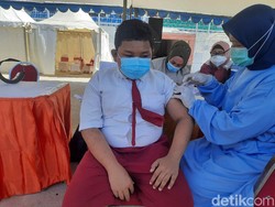 Dear Pelajar, Ini 16 Lokasi Vaksin Pfizer Usia 12+ di Jakarta