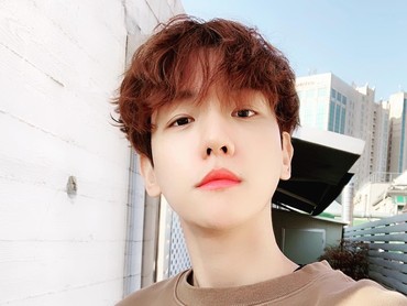 img-title Jelang Selesai Wamil, Baekhyun EXO Beri Pesan Manis untuk Fans