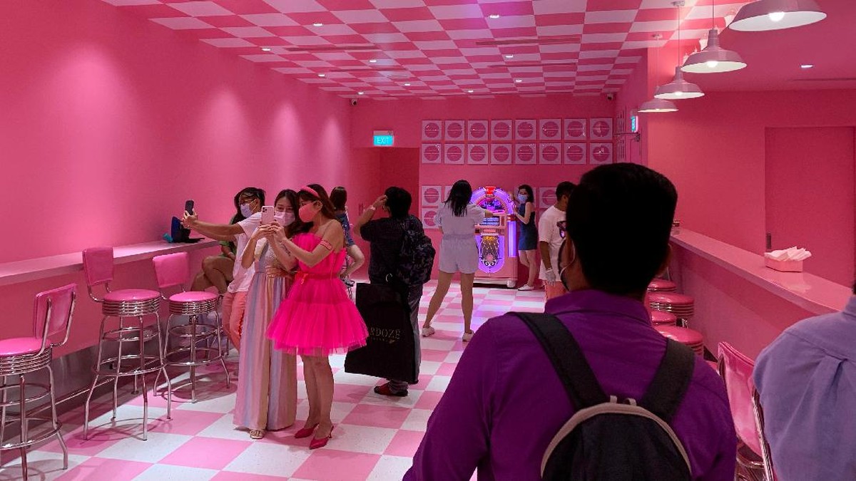 FOTO: Cicip Manis Museum Es Krim Cabang Singapura