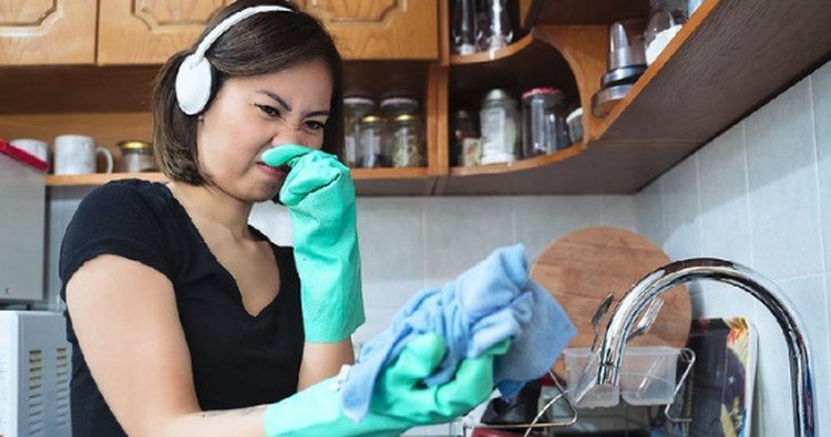 8 Kebiasaan Buruk Merapikan Rumah Minimalis yang Harus Dihentikan Mulai Sekarang Kini saatnya menghentikan kebiasaan merapikan rumah yang malah menyebabkan kekacauan. Ubah kebiasaan merapikan rumah ini yang harus dihentikan mulai sekarang.