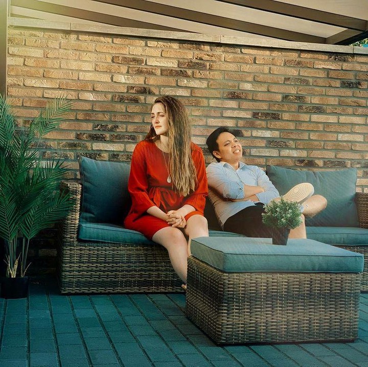 <p>Liz dan El hidup bahagia dan kerap menampilkan potret kemesraan mereka di laman Instagram masing-masing nih. (Foto: instagram @liz.belgia)</p>