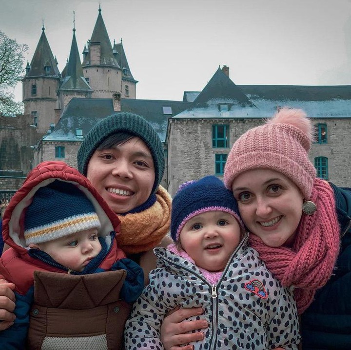 <p>Pasangan beda negara ini juga telah dikaruniai dua anak yang menggemaskan lho. Mereka adalah Leina-Greece Celosse dan Lars-Jordan Celosse. (Foto: instagram @liz.belgia)</p>