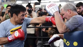 Pacquiao vs Ugas: Pacman Senyum Ditanya Jadi Capres Filipina
