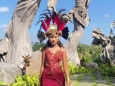 img-title Lirik Lagu Wonderland Indonesia 2: The Sacred Nusantara - Alffy Rev & Novia Bachmid