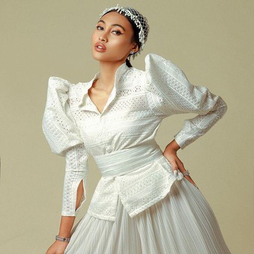 Lirik Lagu Bahasa Cinta - Novia Bachmid