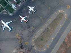 Taliban Minta Turki Bantu Operasional Bandara Kabul