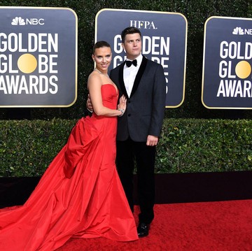 Baru Dikaruniai Anak Pertama, Intip Yuk Potret Kemesraan Pasangan Scarlett Johansson dan Colin Jost di Red Carpet