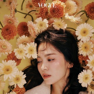 img-title Syuting Drama Baru, Song Hye Kyo Dapat Dukungan dari Lee Jung Jae