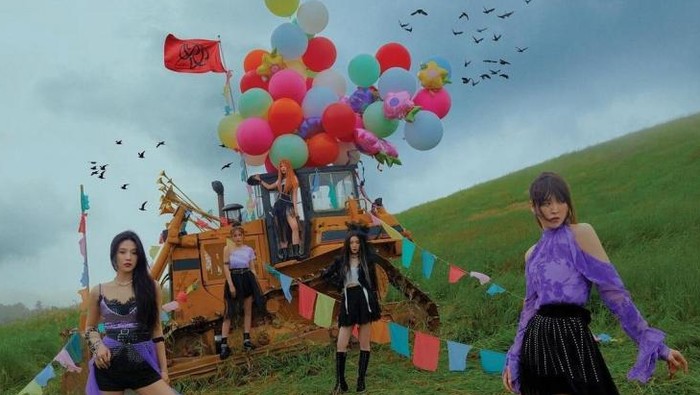 Resmi Comeback! Red Velvet Raih Sejumlah Prestasi dengan Lagu Terbaru 'Queendom'