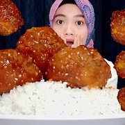 Unik Banget! Tiktokers Masak yang Satu Ini Bikin Segala Resep dari Nasi, Beneran Bisa?