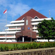 Nggak Disangka! Ternyata 5 Perguruan Tinggi Ini Pernah Jadi Bagian Perguruan Tinggi Lain