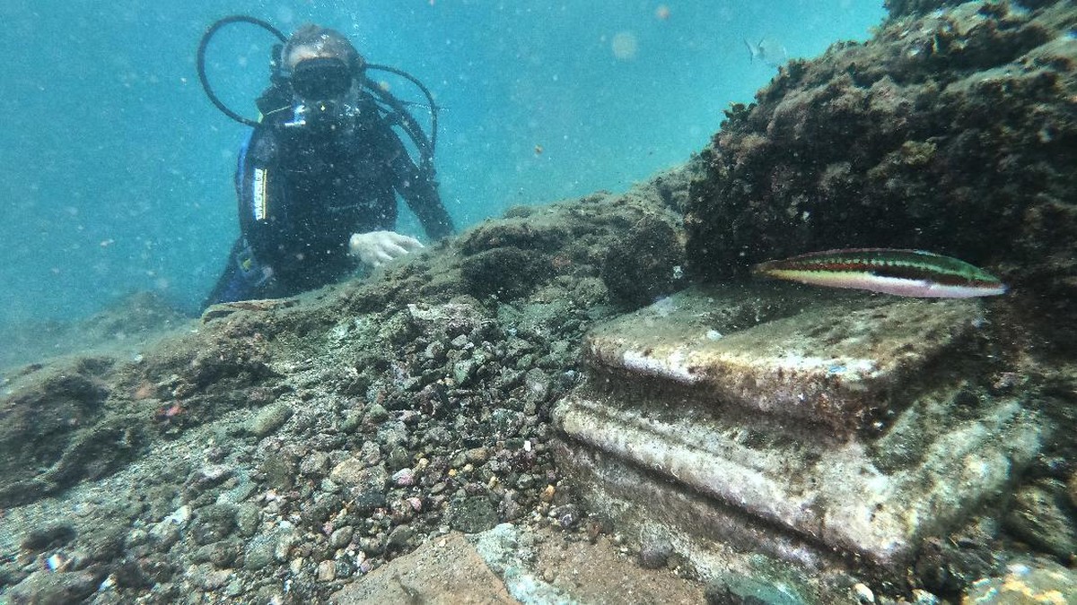 FOTO: Menjelajah Kota Romawi Kuno yang Ditenggelamkan Laut