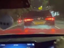 Ini Aksi Fortuner Berpelat Dinas Polri Lawan Arus-Tabrak Mobil di Jaksel
