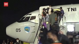 VIDEO: Detik-detik WNI Tiba di Jakarta dari Kabul