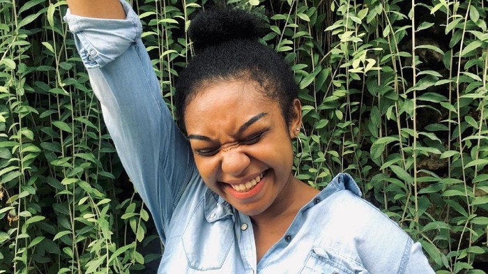 Yulian Waroi: Caraku Menghadapi Diskriminasi Kecantikan Adalah dengan Menunjukkan Keunikanku Sebagai Perempuan Papua