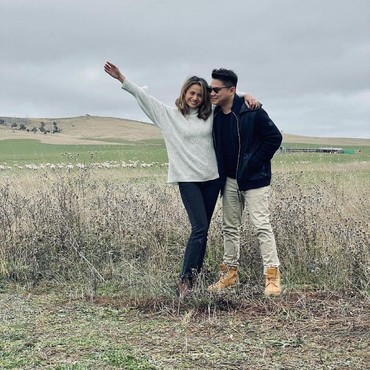 7 Potret Mesra Acha Septriasa Vicky Kharisma Sebelum Cerai