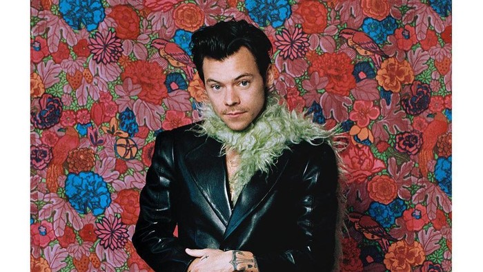 Harry Styles Resmi Luncurkan Brand Kecantikan 'Pleasing', Jual Cat Kuku dan Serum Harry Styles Resmi Luncurkan Brand Kecantikan 'Pleasing', Jual Cat Kuku dan Serum