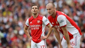 Top 3 Sports: Pacquiao Kalah, Arsenal di Zona Degradasi