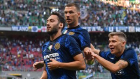 Hasil Liga Italia: Dzeko Cetak Gol, Inter Menang 4-0