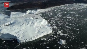 VIDEO: Puncak Es Greenland Diguyur 7 Miliar Ton Air Hujan
