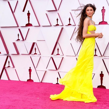Simak Transformasi Gaya Zendaya di Red Carpet dari Artis Cilik Disney Hingga Menjadi Fashion Icon
