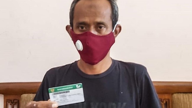Romi merupakan peserta kelas 3 yang terbantu dengan program JKN-KIS untuk penanganan penyakit limfoma yang dideritanya hingga operasi.