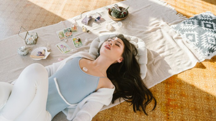 6 Tanda Kalau Kamu Memiliki Mental yang Kuat, Salah Satunya Bisa Menerima Kenyataan