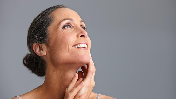 Studio shot of a beautiful mature woman posing against a gray backgroundhttps://195.154.178.81/DATA/istock_collage/0/shoots/785073.jpg