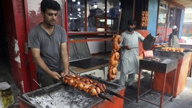 FOTO: Dapur Kabul 'Ngebul' Lagi usai Taliban Berkuasa