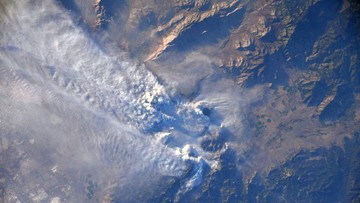 Penampakan bumi dari Luar Angkasa (Astro_Megan via Space_Station)