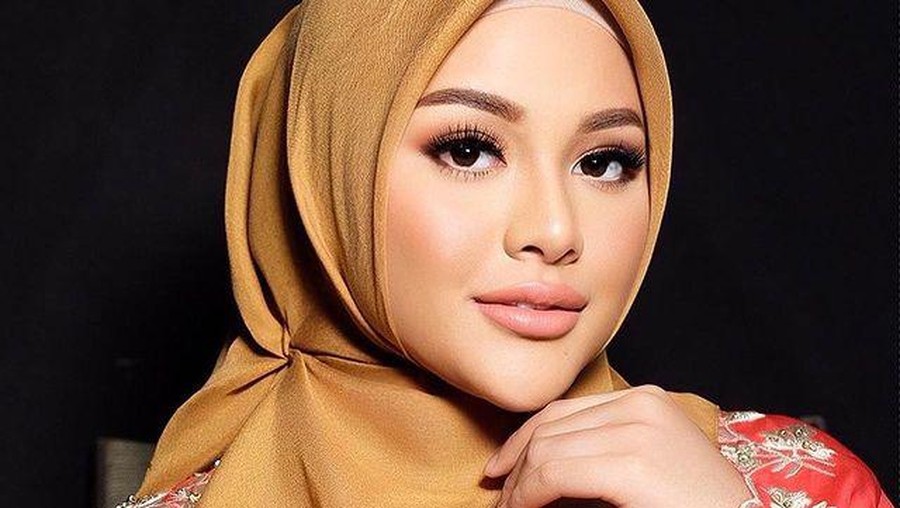 Atta Halilintar dan Aurel baru saja membagikan kabar bahagia bahwa Aurel tengah mengandung. Yuk intip potret bumil!