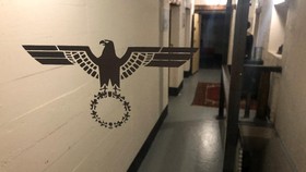 Bermalam bersama Sejarah Perang Dunia II di Hotel Bunker