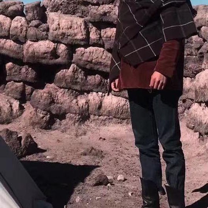 <p>Untuk Bunda ketahui, Danzi Faji merupakan sosok yang mendapat kepercayaan untuk mengurus beberapa kegiatan di Festifal besar Kangba Art Festival yang diadakan di Yushu, Qinghai. Selain itu, ia juga memiliki peran sebagai sebagai Direktur model team Changdu Tibet, lho.(Foto: Foto dokumen :Danzi Daji team & YMM Lastwish)</p>