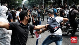 Gelar Aksi di Pekanbaru, Pengungsi Afghanistan Dipukul Mundur