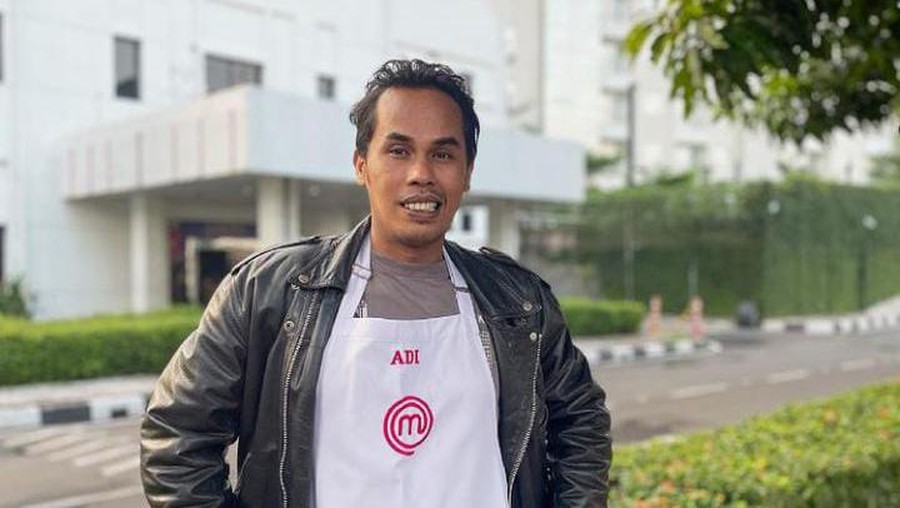 Gaya Ngopi Lord Adi dan Momennya di Galeri MasterChef