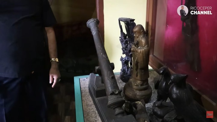 7 Potret Rumah Haji Bolot, Ada Museum Berisi Golok Si Pitung Bun - Foto 5