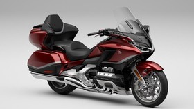 Harga dan Spesifikasi Honda GL1800 Gold Wing di RI
